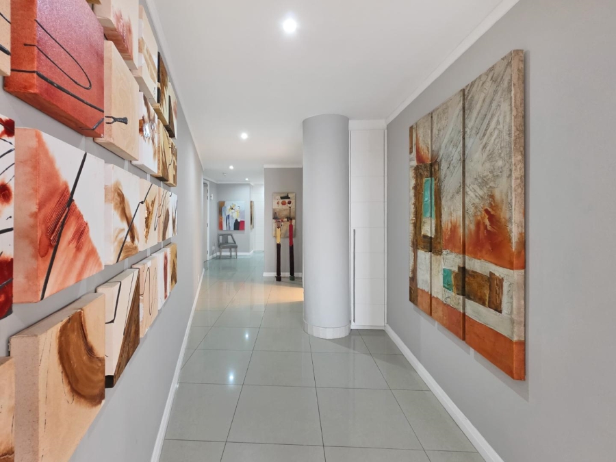 3 Bedroom Property for Sale in Mouille Point Western Cape